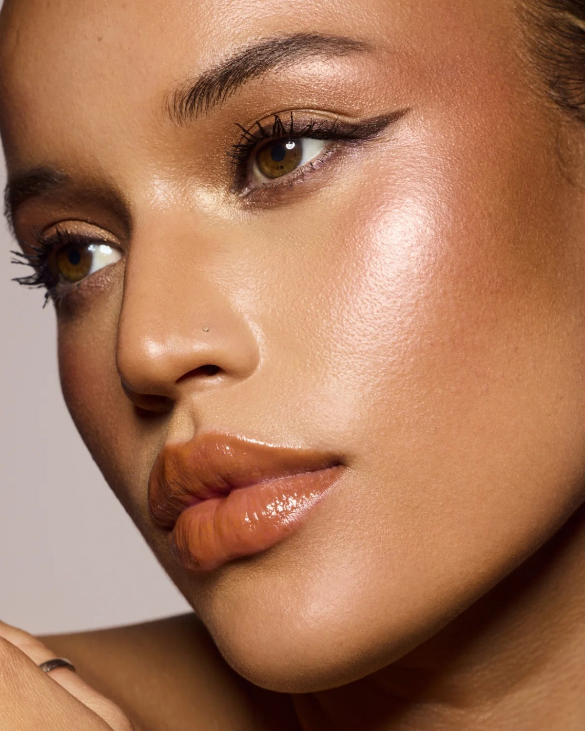 Zenova WingSync™ Stamp Liner