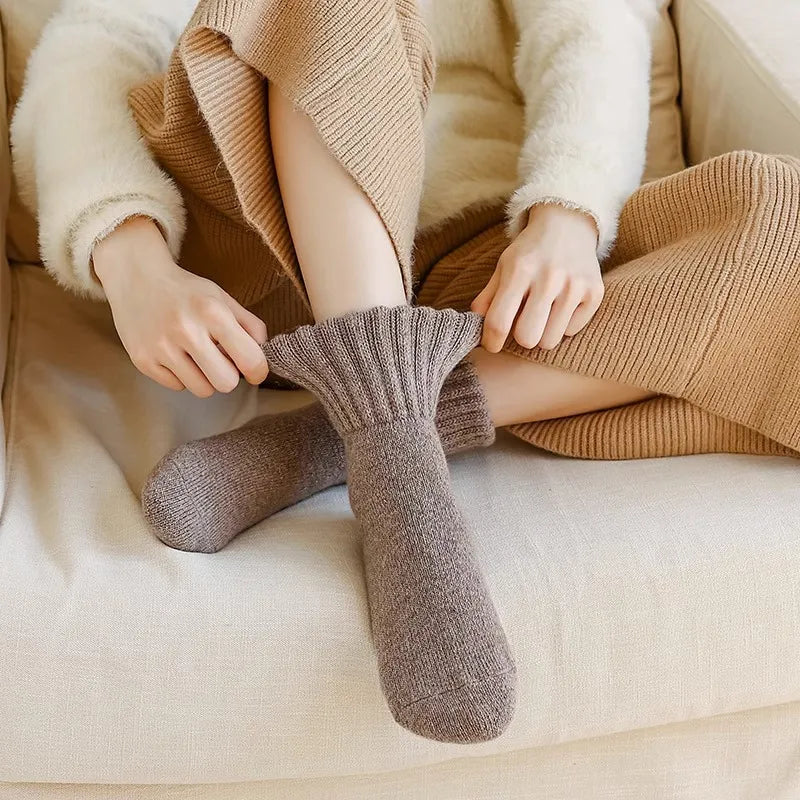 Zenova Comfort Knit Socks