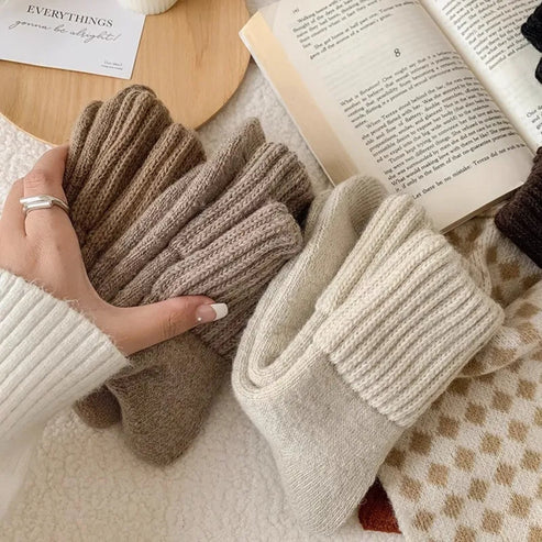 Zenova Comfort Knit Socks